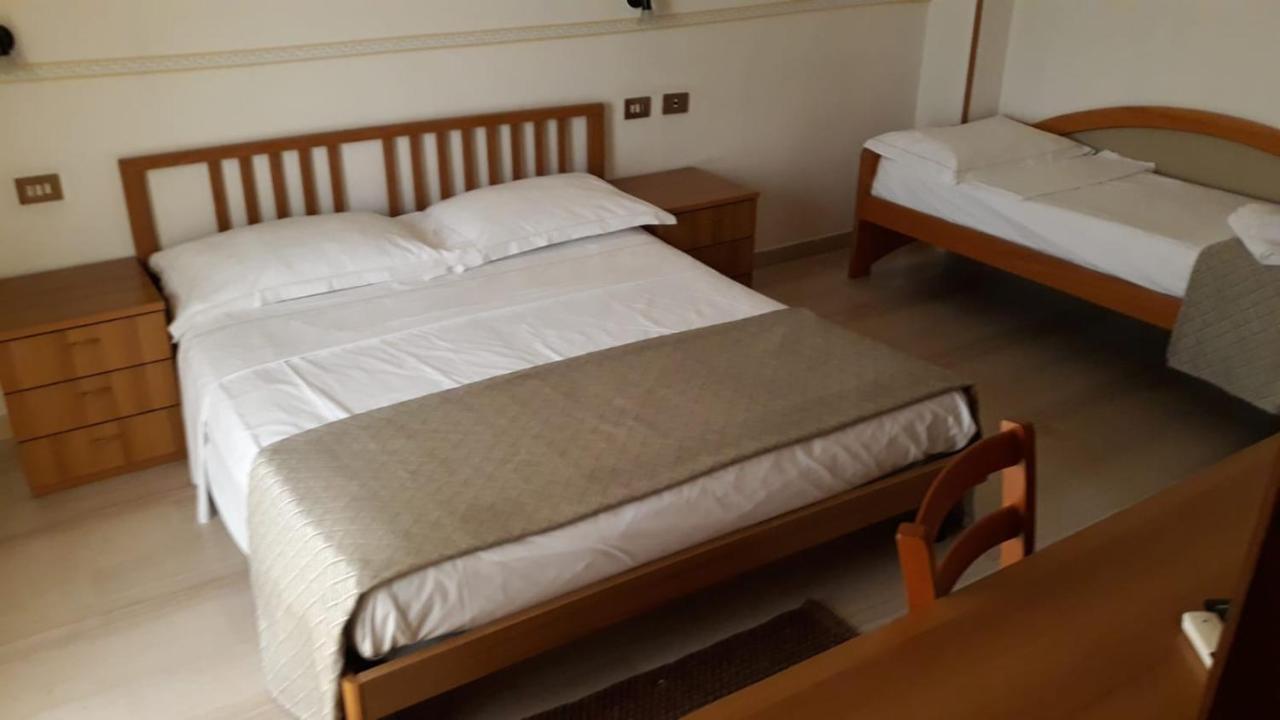 Locanda Ermes Hotel Capaccio Buitenkant foto